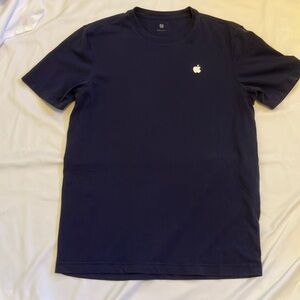 Authentic now vintage Apple Store T-Shirt